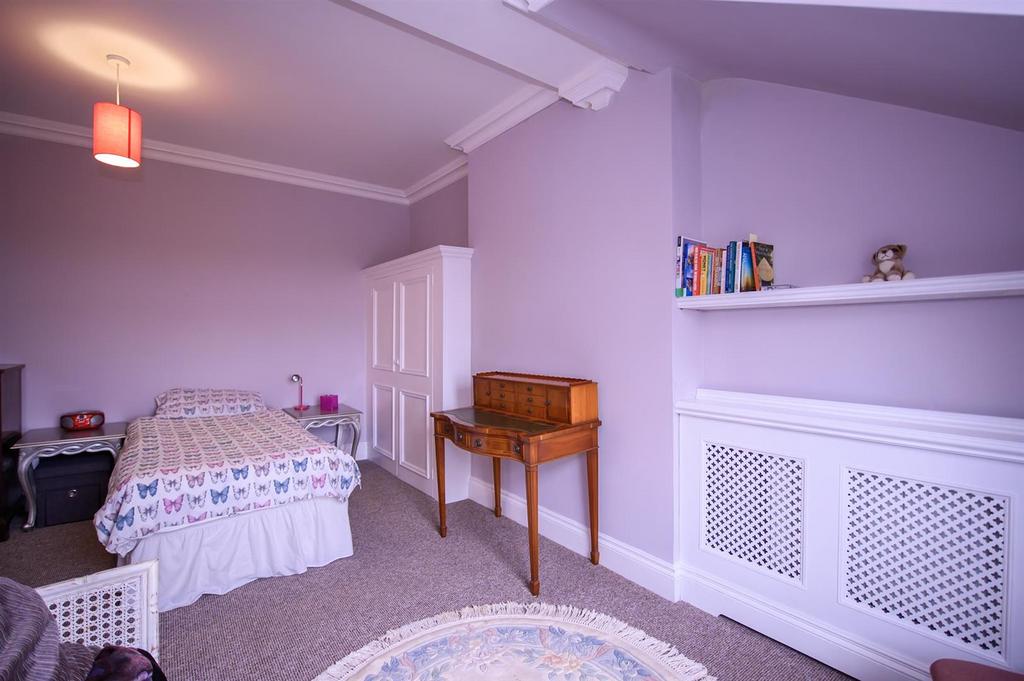 22-15 Lyttleton Road-22.jpg