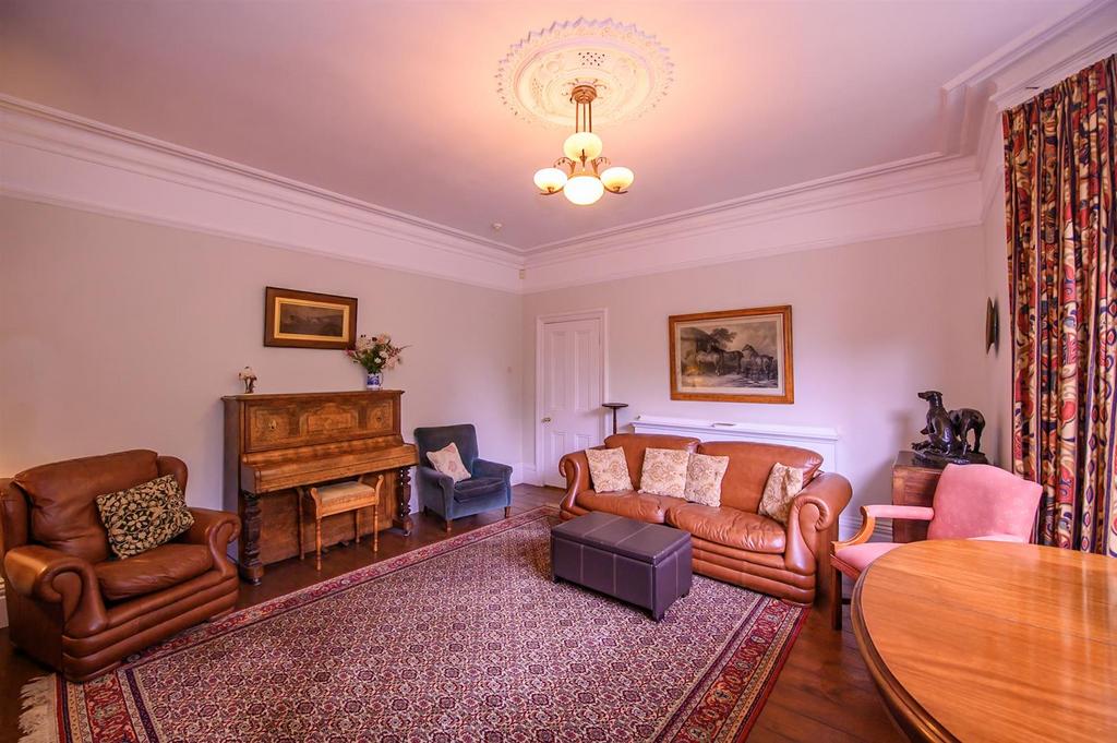 139-15 Lyttleton Road-139.jpg