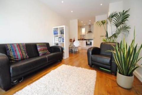 1 bedroom apartment to rent, Cherrywood Lodge, Birdwood Avenue, LONDON, SE13