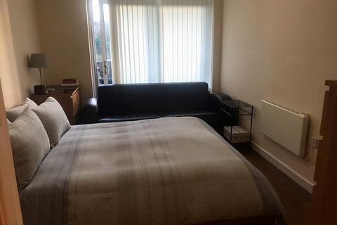 1 bedroom apartment to rent, Cherrywood Lodge, Birdwood Avenue, LONDON, SE13