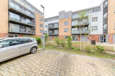 1 bedroom flat for sale, Talbot Close, Mitcham, CR4