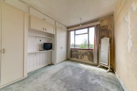 9 Mayfield Road, Thornton Heath, CR7 6DN