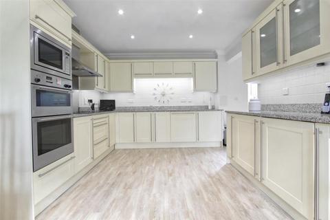 3 bedroom barn for sale, Hamels Lane, Buntingford, SG9