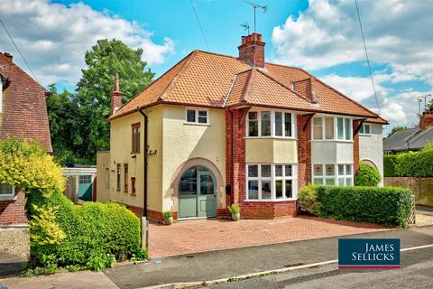 3 bedroom semi-detached house for sale, Victoria Avenue, Market Harborough