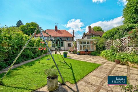 3 bedroom semi-detached house for sale, Victoria Avenue, Market Harborough