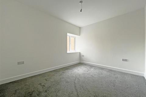 1 bedroom flat to rent, 140 Front Street, Nottingham NG5