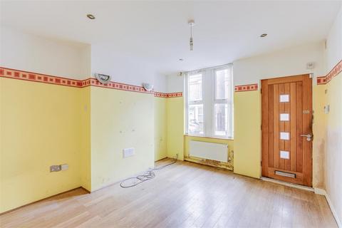 3 bedroom terraced house for sale, Chippendale Street, Lenton NG7