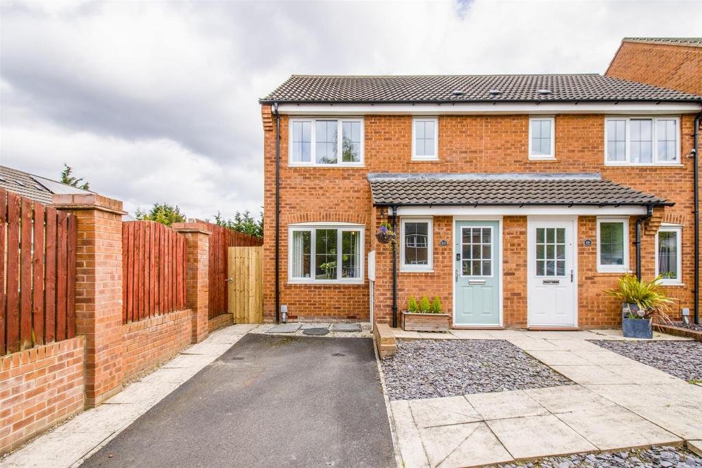 Bittern Croft, Wakefield WF4 3 bed semidetached house for sale £239,995