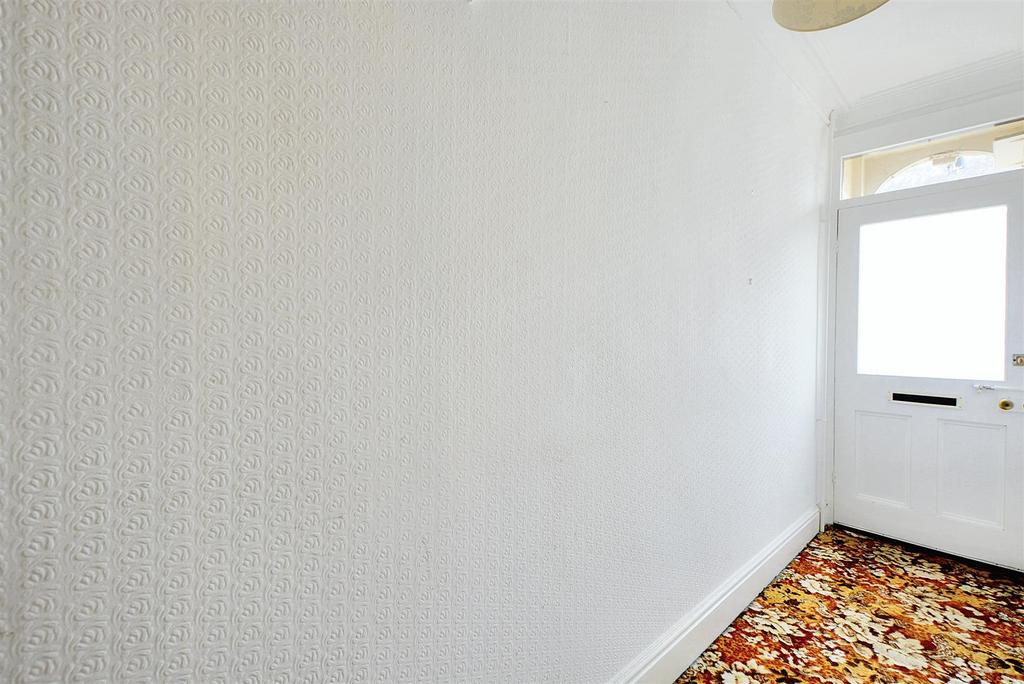 Hallway 1.jpeg