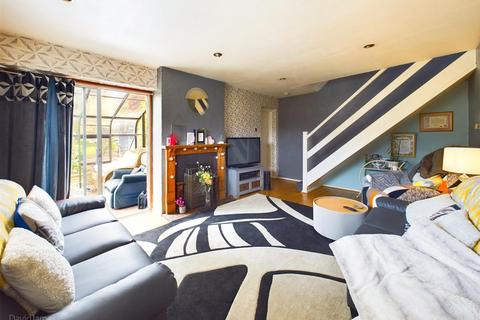 25a Marshall Road, Nottingham, NG3 6HS