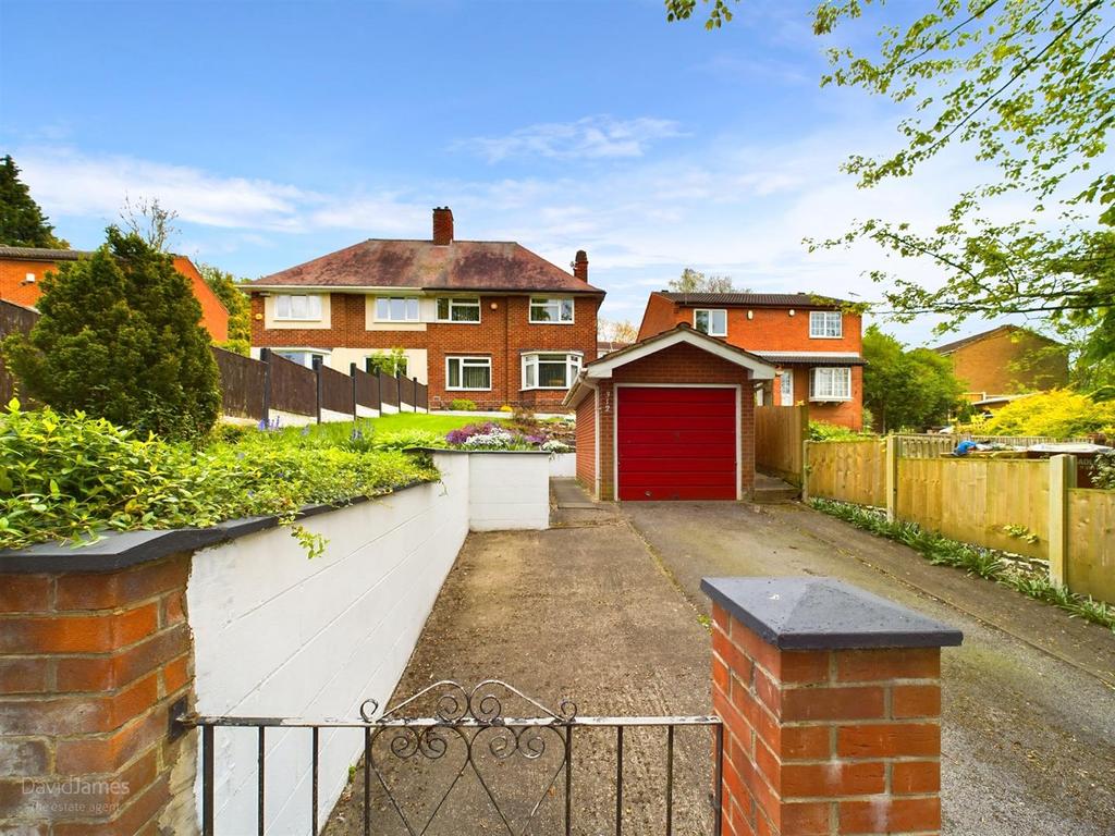 The Wells Road, Nottingham NG3 3 bed semidetached house for sale £