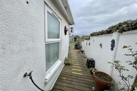 3 bedroom semi-detached house for sale, Borth