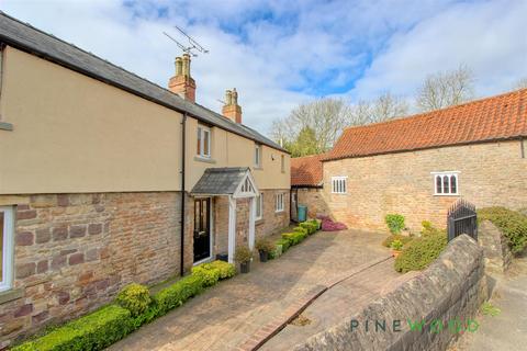 4 bedroom detached house for sale, High Street, Worksop S80