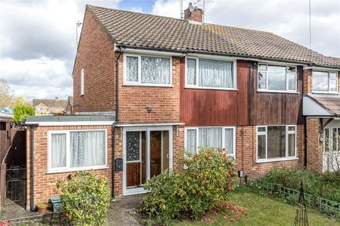 19 Engliff Lane, Woking, GU22 8SU