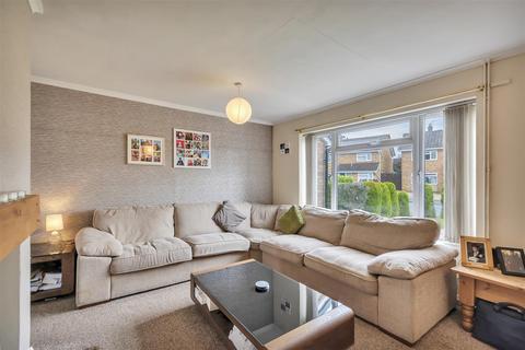 4 bedroom semi-detached house for sale, Conway Drive, Telford Estate, Shrewsbury