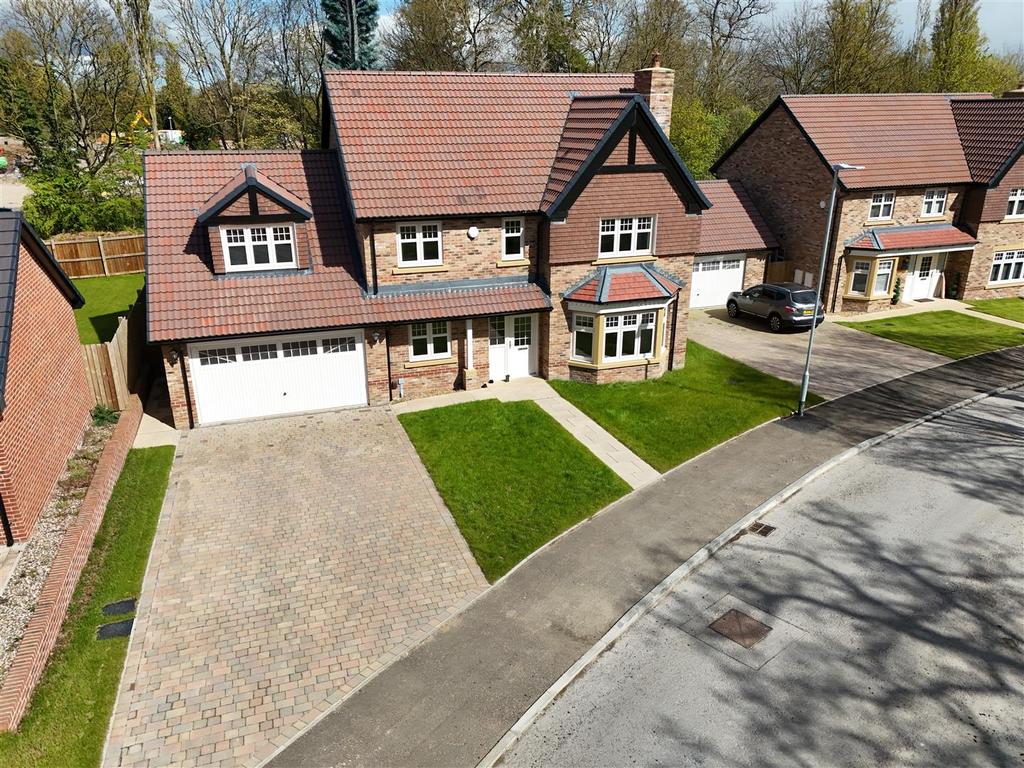 Romanby Drive, Darlington 5 bed detached house for sale £674,995