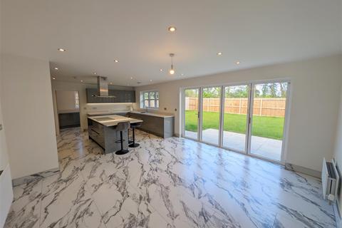 5 bedroom detached house for sale, Romanby Drive, Darlington