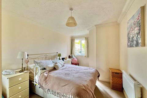 1 bedroom apartment for sale, Heathville Road, Gloucester GL1