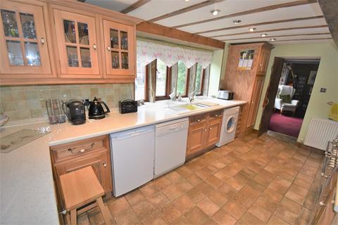 4 bedroom cottage for sale, New Hey Road, Huddersfield HD3