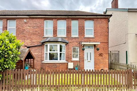 3 bedroom semi-detached house for sale, Seymour Road, Gloucester GL1