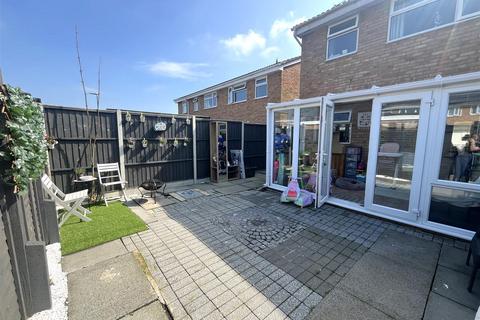 3 bedroom semi-detached house for sale, Byfords Close, Huntley GL19