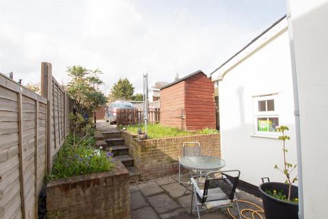3 bedroom terraced house to rent, Withersfield Road, Haverhill CB9