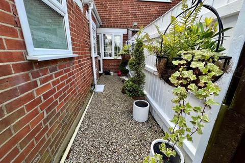 24 Princes Road, Burnham-on-crouch, CM0 8BX