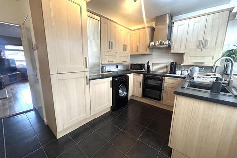 2 bedroom terraced house for sale, Cosford Drive, Dudley