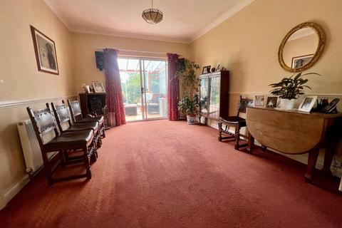 20 Park Road, Burnham-on-crouch, CM0 8ES
