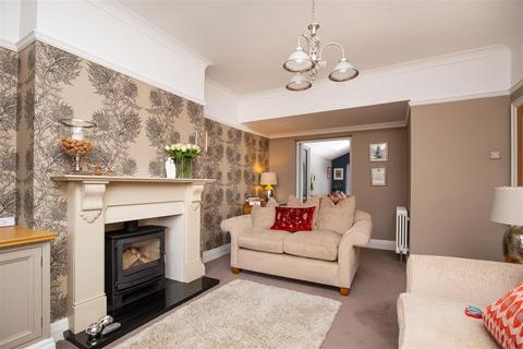 3 bedroom detached house for sale, Pinfold Lane, Leeds LS26