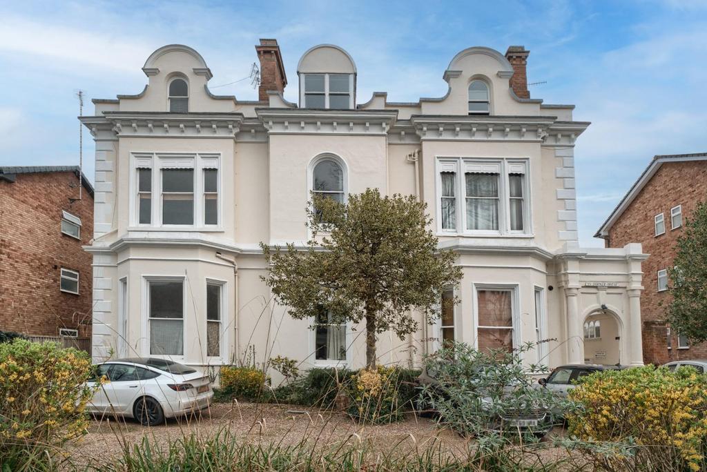 Binswood Avenue, Leamington Spa 1 bed apartment for sale £130,000