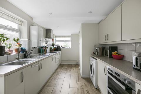 117 Cherry Hinton Road, Cambridge, CB1 7BS