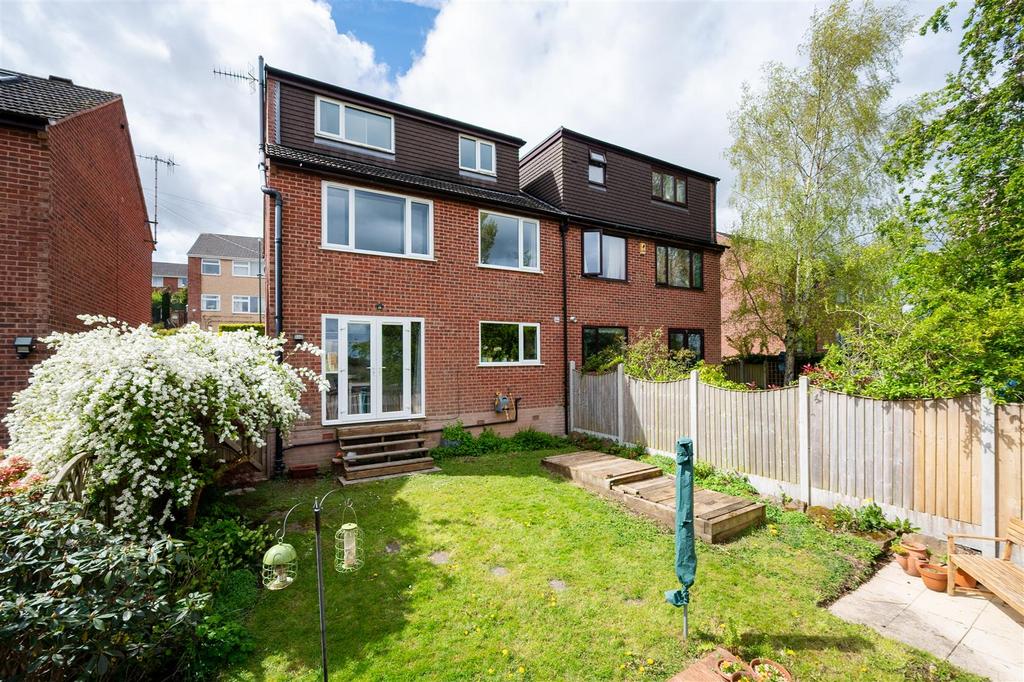 Burns Drive, Dronfield 4 bed semidetached house for sale £325,000