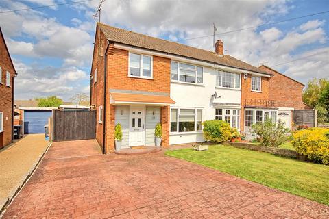 3 bedroom semi-detached house for sale, Coltsfoot Road, Ware SG12