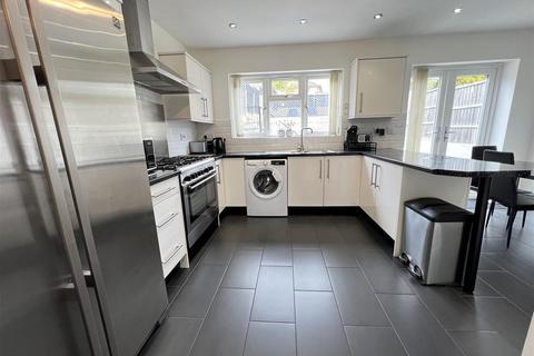 89 Appleton Avenue, Great Barr, Birmingham, B43 5LX