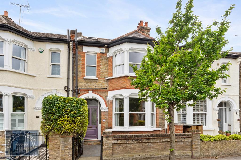 Halstead Road, Wanstead 4 bed house for sale £1,150,000