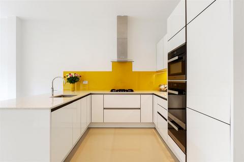 44 Halstead Road, London, E11 2AZ