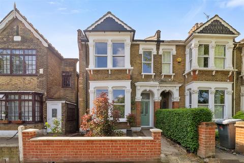 130 Capel Road, London, E7 0JT