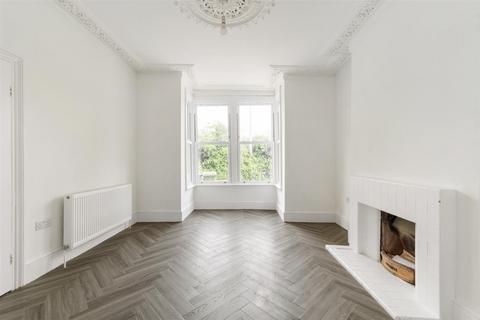130 Capel Road, London, E7 0JT