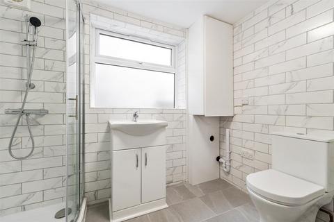130 Capel Road, London, E7 0JT