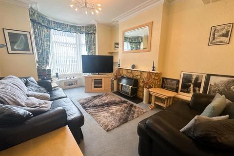 3 bedroom terraced house for sale, Clifton Street., Barry