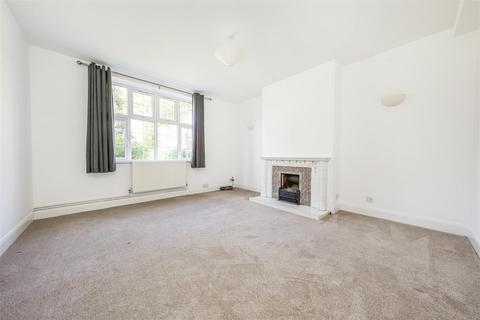 2 bedroom apartment to rent, Clifden Road