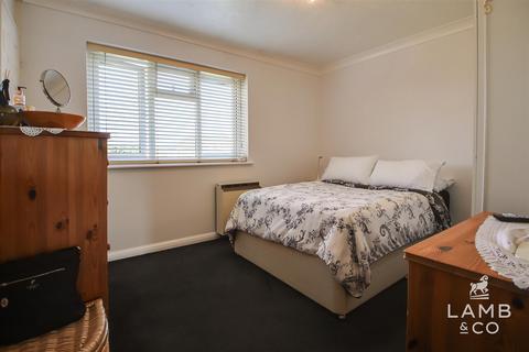 1 bedroom maisonette for sale, Parklands Court, Clacton-On-Sea CO16
