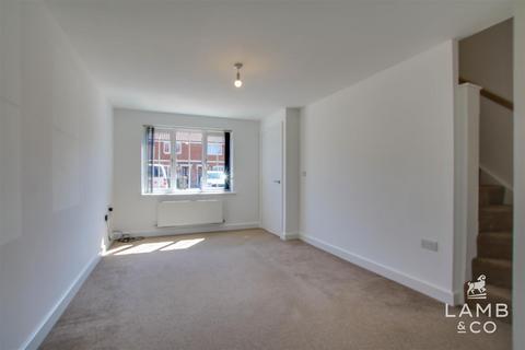 3 Dresden Square, Clacton-on-sea, CO16 8GH