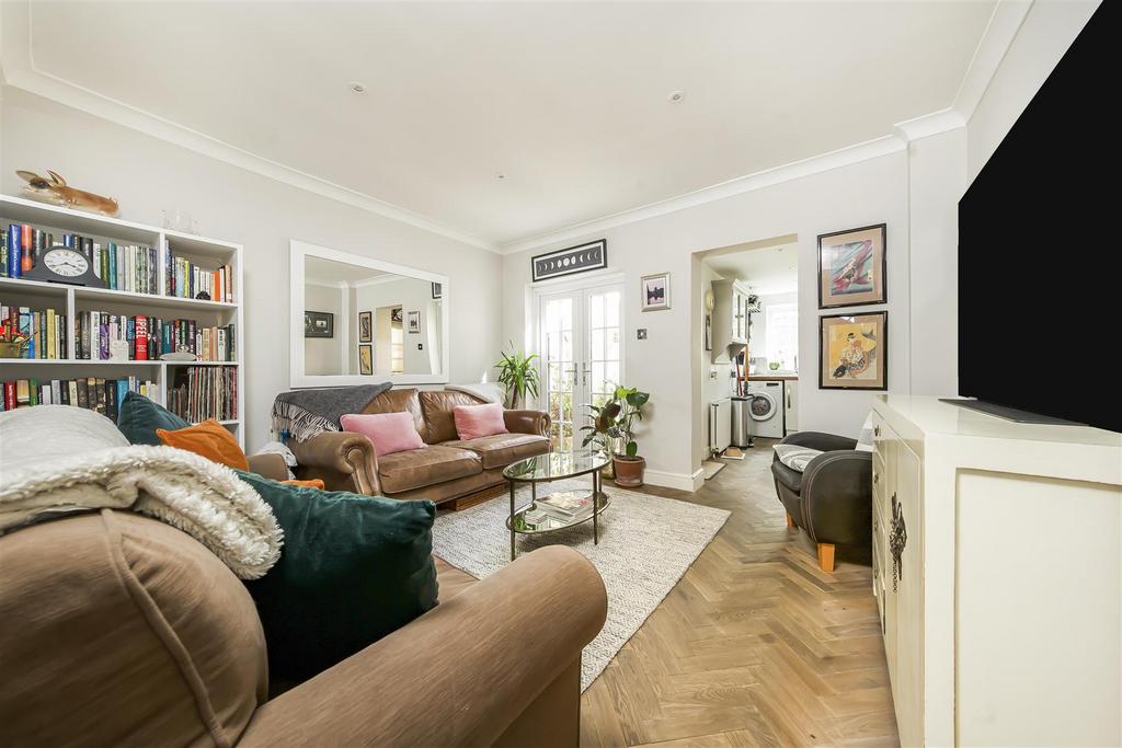 Queens Terrace, Old Isleworth 3 bed end of terrace house for sale £