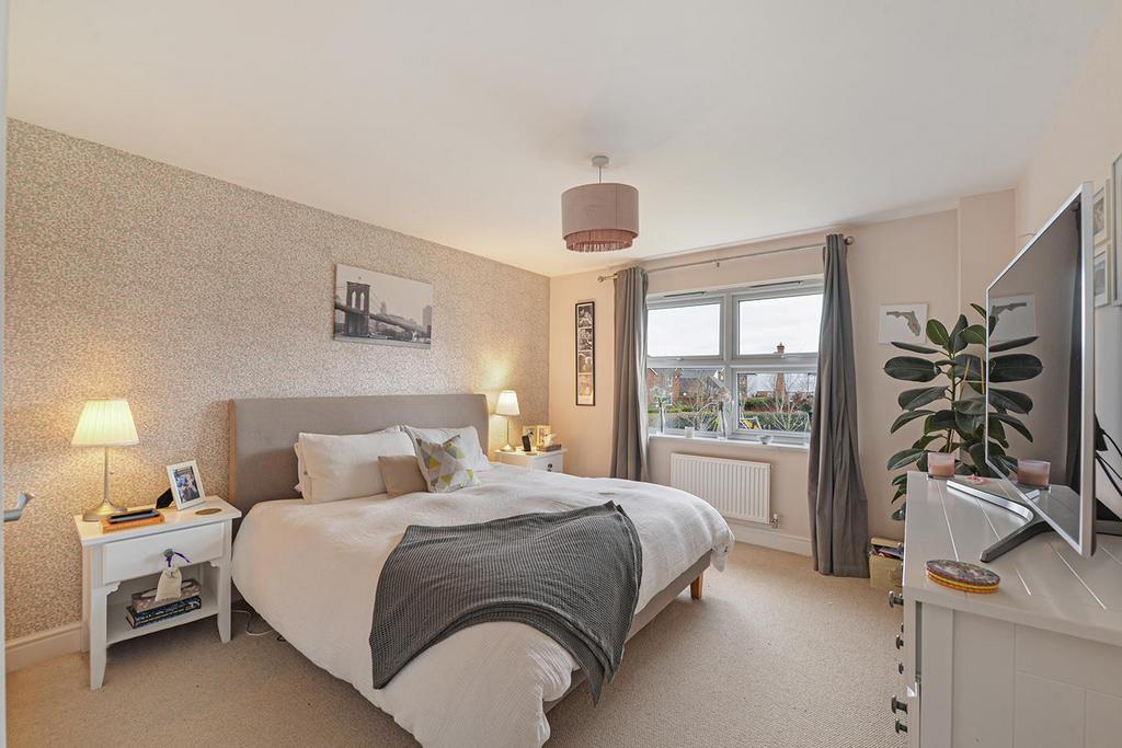 Main Bedroom
