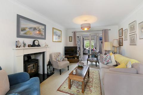 4 bedroom detached house for sale, St. Marys Close, Laddingford