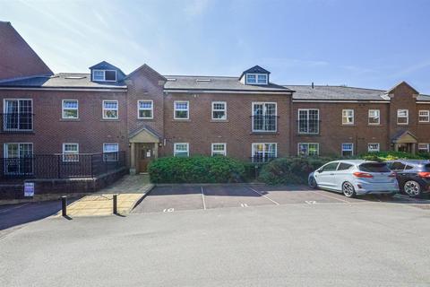 2 bedroom apartment to rent, St Christophers Walk, Wakefield WF1