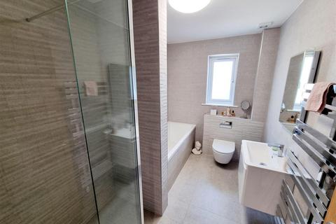 20a Green Meadows, Camelford, PL32 9UD