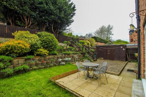 4 bedroom detached house for sale, Watering Meadow, Leeds LS27